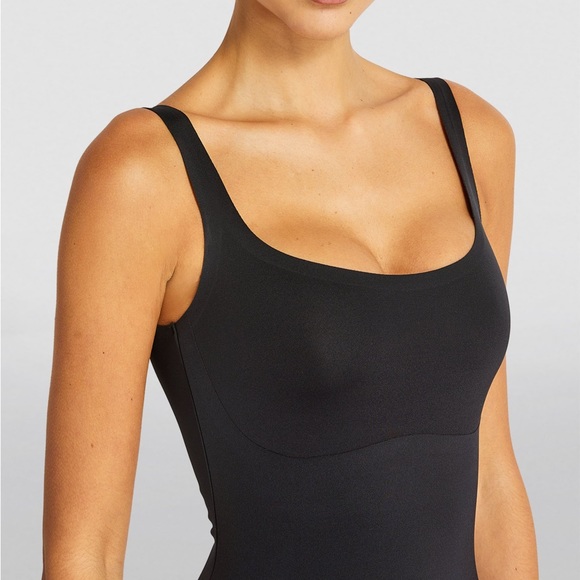 SKIMS Tank Scoop Neck Slip Dress - Picture 3 of 8